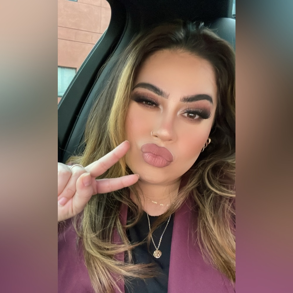 Meet your Posher, Jaclynn